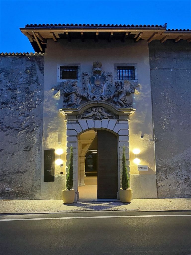 Der Eingang zum Hotel Monastero Arx Vivendi
